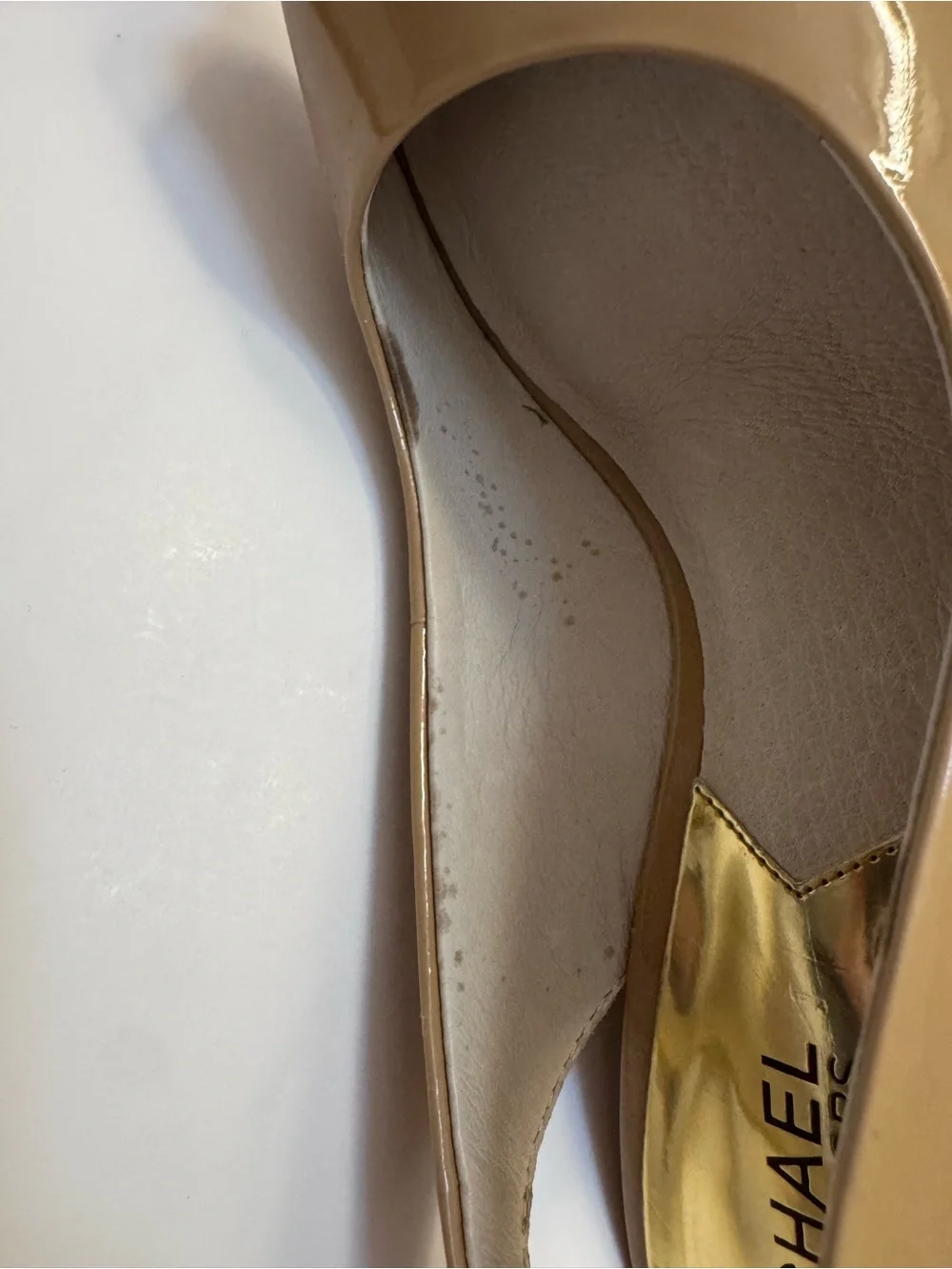 Michael Kors Tan Patent Leather Peep-Toe Slingback Wedge Sz 7
